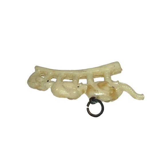 Vintage Celluloid Row of Elephants Charm Cracker Jack Prize - Picture 3 of 6